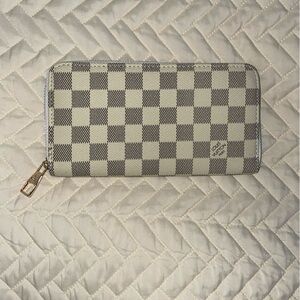 LV wallet du pe